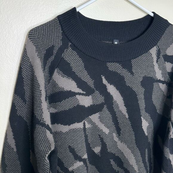 Athleta Jacquard Crew Neck Sweater Animal Zebra Merino Wool Blend size Large - Picture 3 of 7